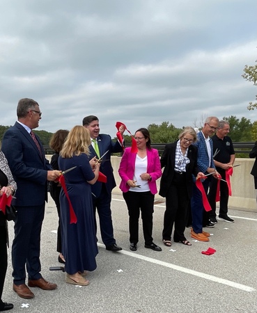 Ribbon cutting on the Longmeadow Parkway Bridge 