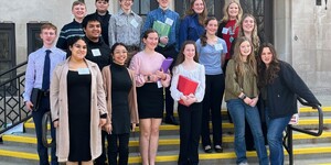 Picture of 4-H Team who Visited the Kane County Government Center