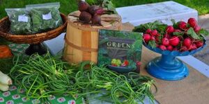 Tis' the season for outdoor Kane County farmers markets and farm stands. 