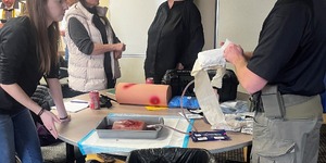 Training on how to reduce the loss of blood in an emergency 